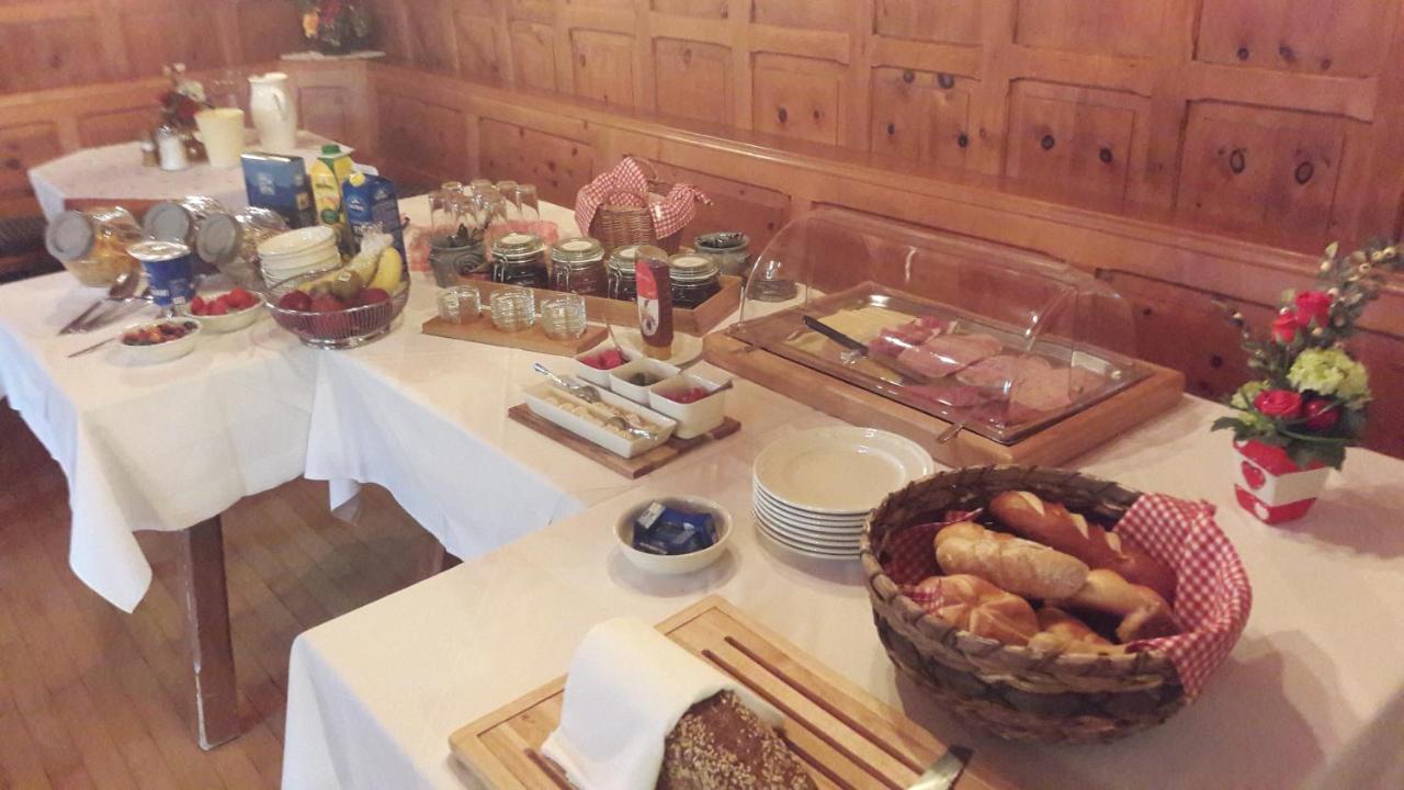 Hotel Garni Friedheim 장크트안톤암아를베르크 외부 사진