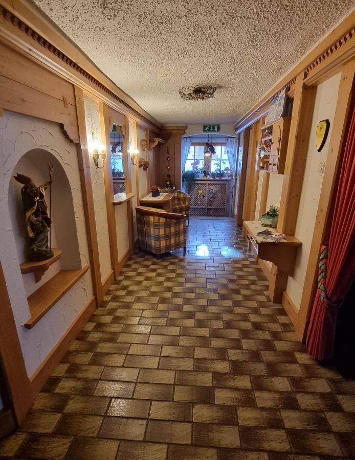 Hotel Garni Friedheim 장크트안톤암아를베르크 외부 사진