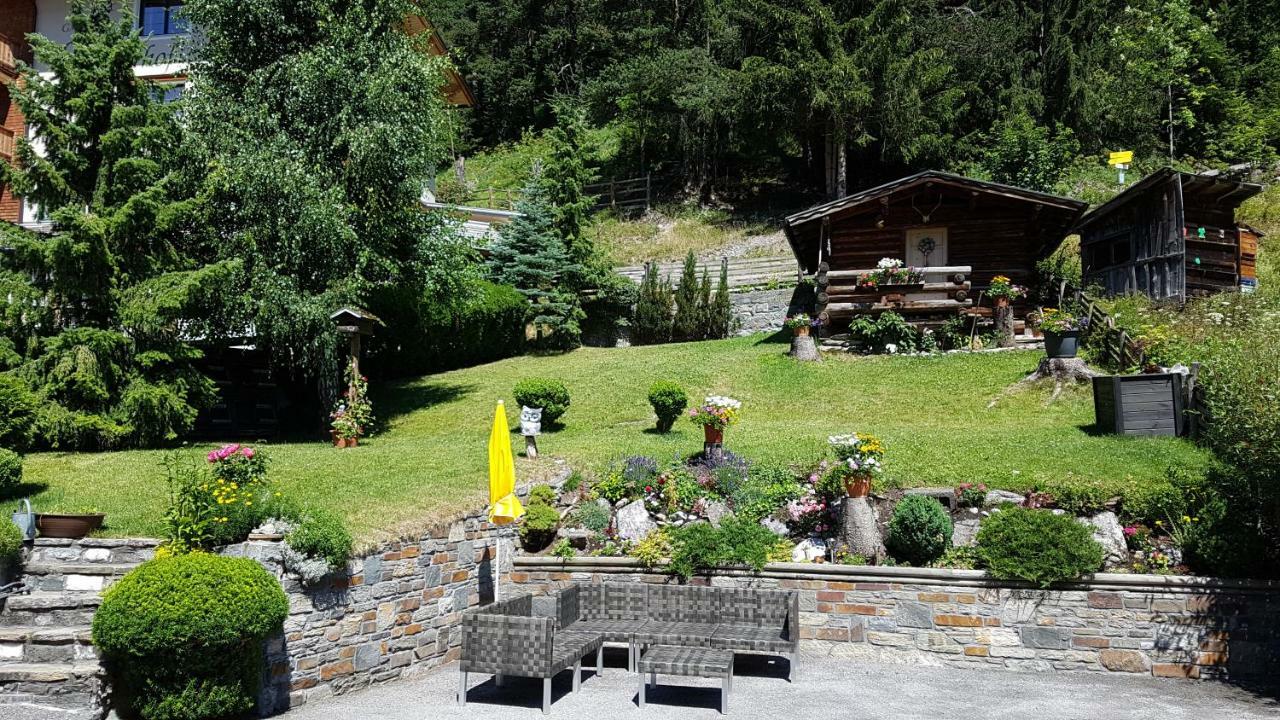Hotel Garni Friedheim 장크트안톤암아를베르크 외부 사진